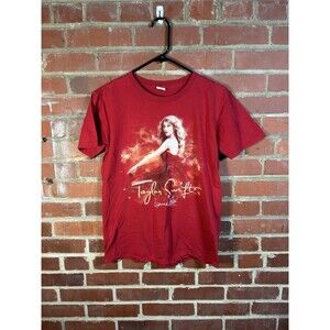 TAYLOR SWIFT 2011 Speak Now Shirt Concert Music Tour Red Adult Small